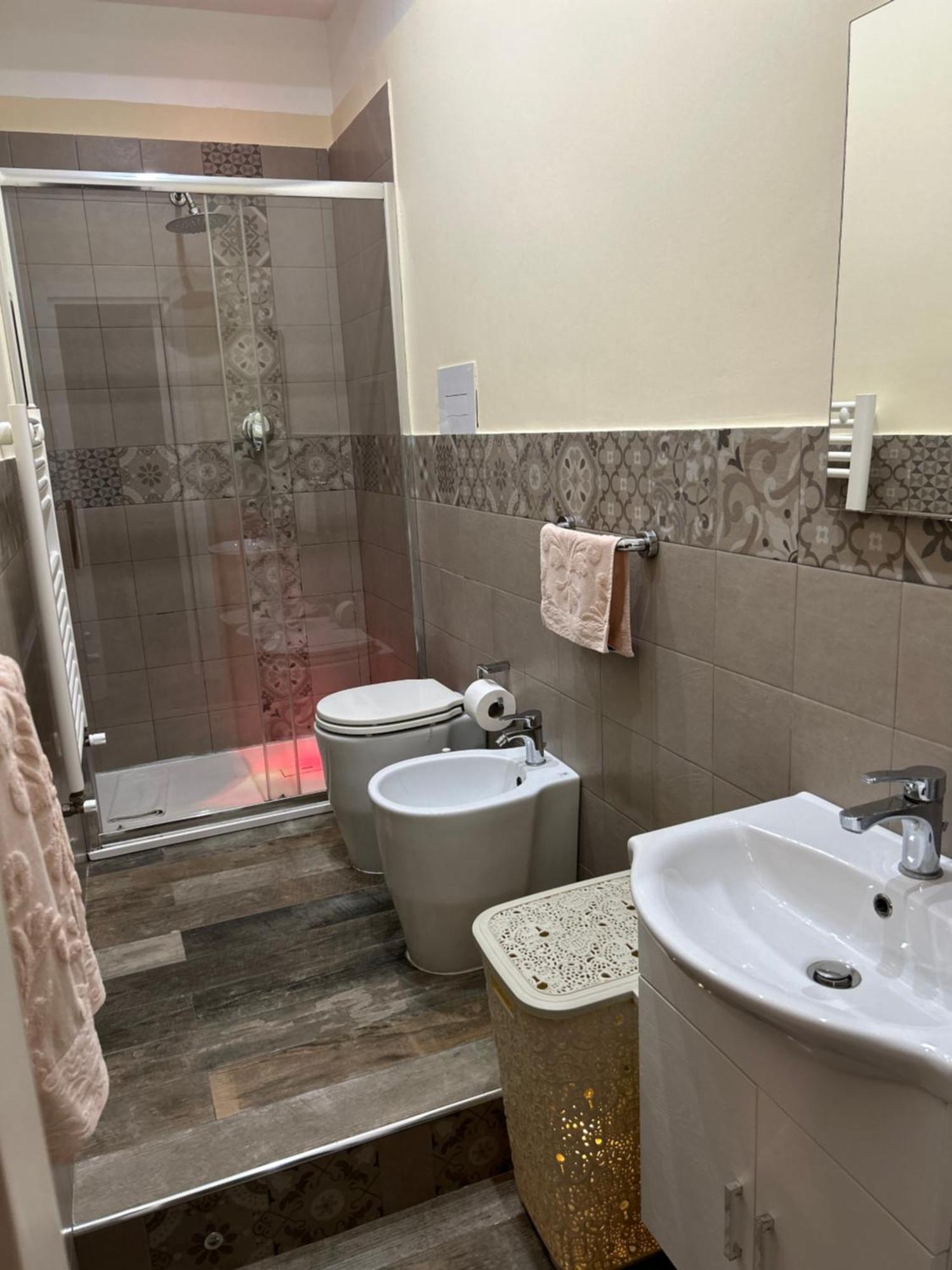 Dimora Del Buongustaio Apartment Palermo Exterior photo